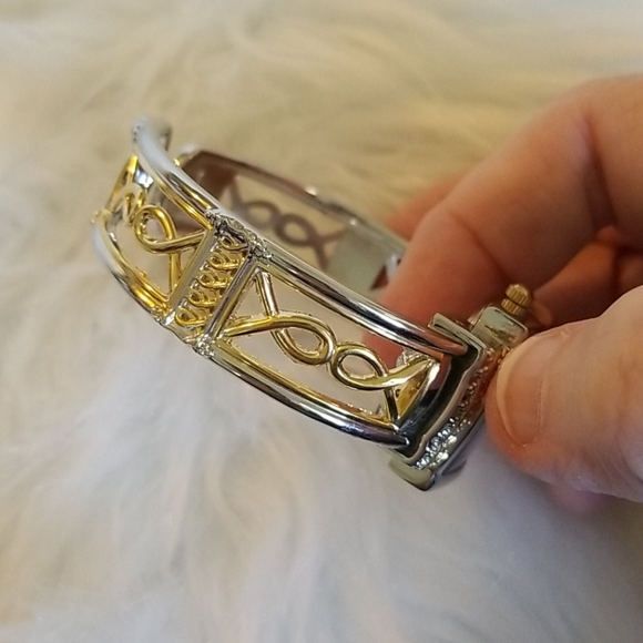 Accutime Watch Co. Lifestyle Timepieces Bangle - Picture 9 of 13